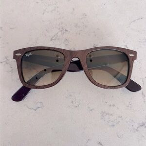 Rayban Wayfarers Purple/Brown Frame